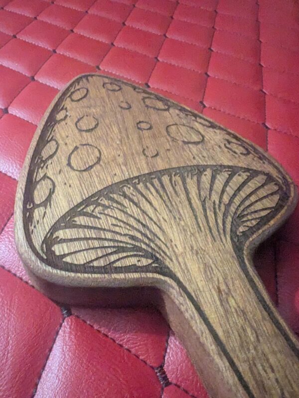 il_fullxfull.8705306123_qfdl.jpg Hardwood Mushroom – Handcrafted Oak Impact Paddle Cosplay Fairy